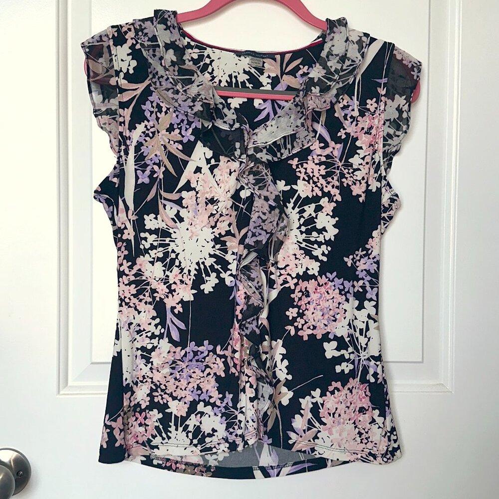 Tommy Hilfiger Women’s Sleeveless Blouse  V-Neck Ruffle Size Medium